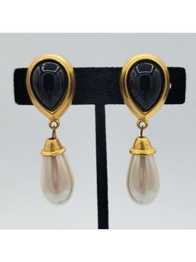 Vintage Earrings Etruscan Style #2802
